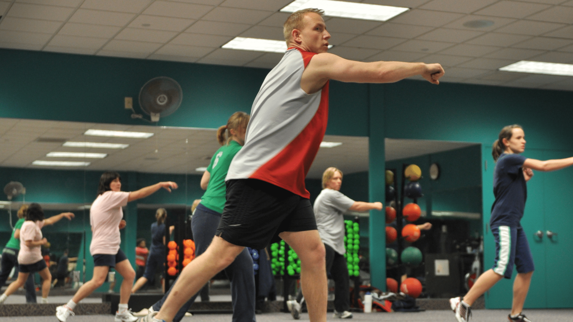 servicios deportivos Clubes y gimnasios municipales