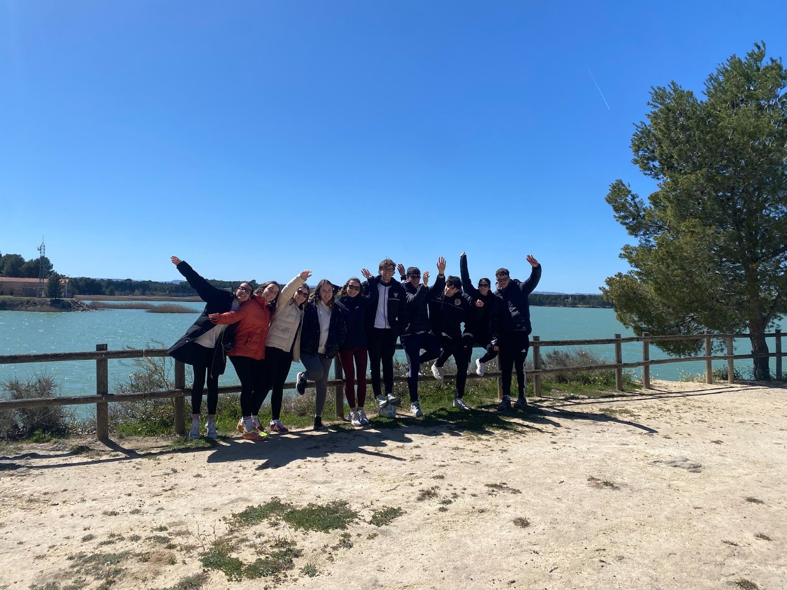 cualidades de un monitor de tiempo libre