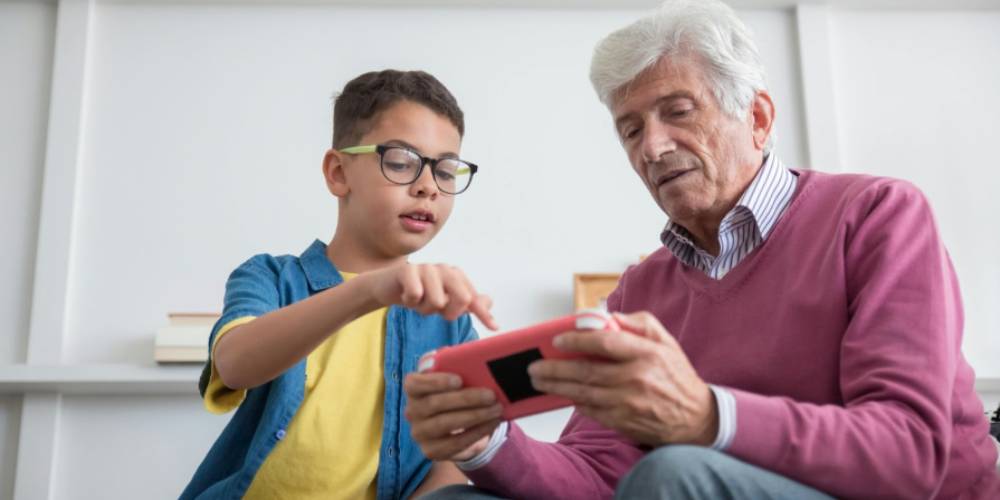 brecha digital en personas mayores