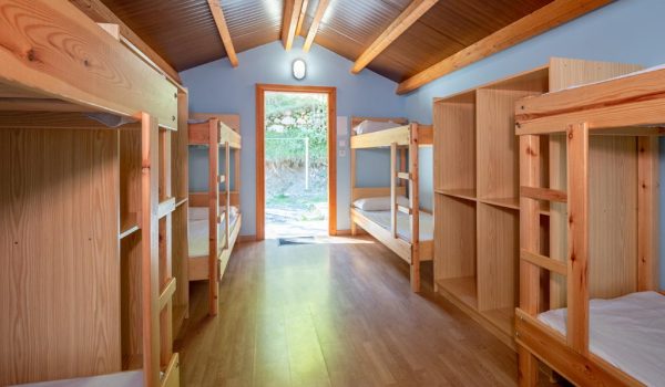 albergue-camping-losvives01