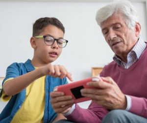 brecha digital en personas mayores